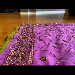 Hand ✋ embroidered saree with Cooper. Beads and kind an and beads